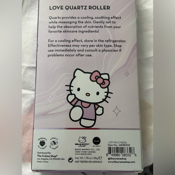 The Creme Shop Hello Kitty Face and Body Quartz Roller - Picture 4 of 7